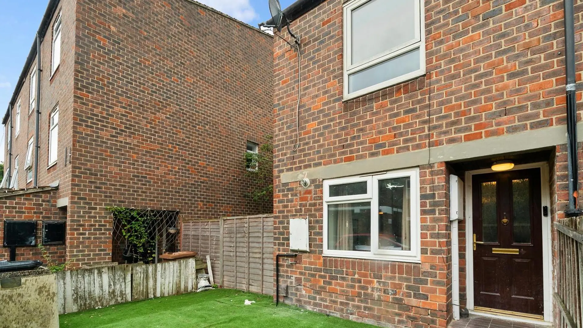 Stylish 3-Bedroom Greenwich Apartment 2 Bath Pad & Free Parking London